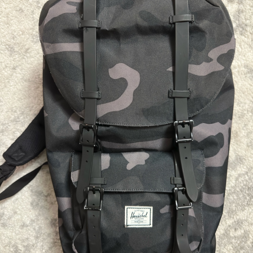 Herschel Supply Little America Backpack Night Camo 25L - Limited Edition